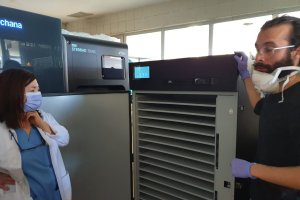 La Junta de Andalucía ya se ha interesado por este proyecto que podría ser revolucionario en cuanto desinfección de útiles sanitarios.