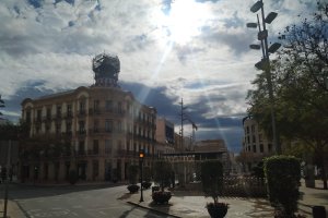 Puerta de Purchena vacía en pleno confinamiento