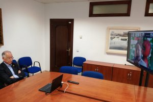 El alcalde, Gabriel Amat, durante la reunión telemática.