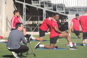 Wilfrid Kaptoum en un entrenamiento en el Estadio.