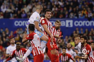 Giménez y Saveljich marcaron en La Romareda.