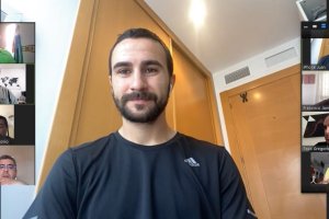 Videoconferencia organizada por el Almería con Juan Muñoz.