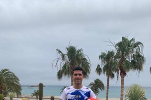 José Ramón Requena se pone a punto en casa.