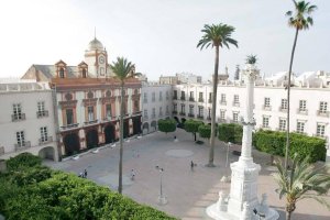 Porque ahora, como siempre, somos más cercanos y estamos a tu lado. Recuerda, somos un equipo.