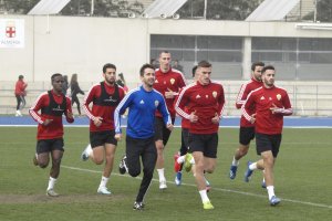 Javi Agenjo en un entrenamiento en el Anexo.