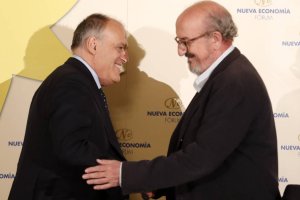 Un acuerdo para potenciar nuestro fútbol en el mundo.