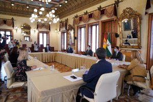 Un momento de la reunión celebrada este jueves.