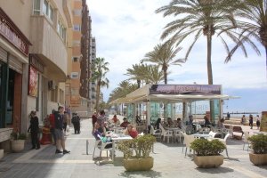 Los almerienses pudieron acudir este sábado a los establecimientos.