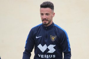 Javi Moreno en un entrenamiento con el UCAM Murcia.