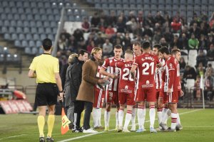 Los técnicos dispondrán de cuatro turnos para hacer los cambios.