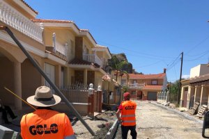 Trabajos en la calle Fuente Álamo.