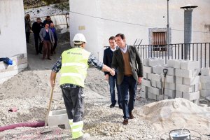 La Diputación de Almería, agiliza obras en Almócita y Laroya para crear oportunidades y fijar la población.