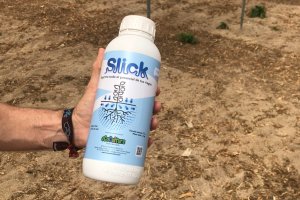 Desinfección de suelos agrícolas con Slick.