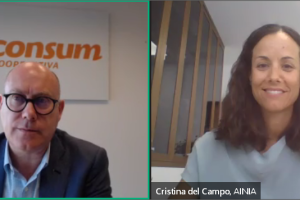 Participantes en la conferencia.