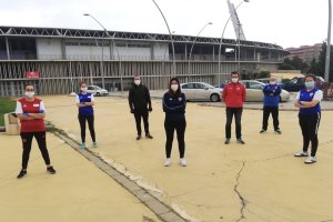 Lorena García y gran parte del equipo de la Fundación UDA.