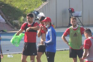 Guti dando instrucciones este martes en el campo Anexo.