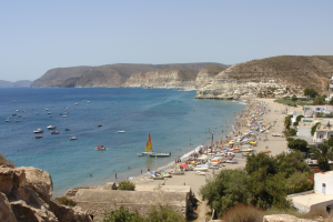 La playa de Aguamarga  podrá acoger un máximo de 368 personas.