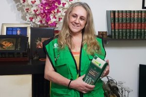 Josefina Álvarez ha cumplido 19 años como vendedora de la ONCE.