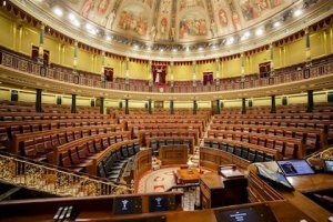 Imagen de archivo de un Congreso de los Diputados vacío.
