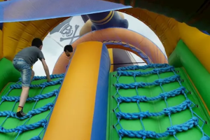 El sector pide que, en caso de no poder abrir los centros de ocio infantil, se les facilite algún tipo de ayuda para no cerrar definitivamente.