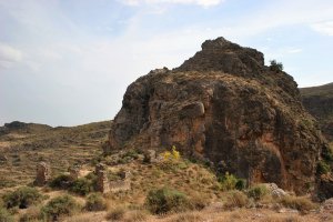 Peñón de la Reina y detalle de los baluartes. Foto: Pako Manzano  / Justo Pageo