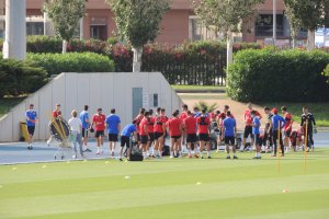 La plantilla en el entrenamiento de este miércoles.
