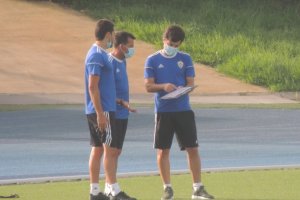 Mario Silva busca el mejor once.