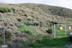 Vallado en una de las zonas de acceso restringido en Palomares.