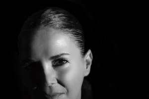 Sonia Miranda en la portada de su disco.