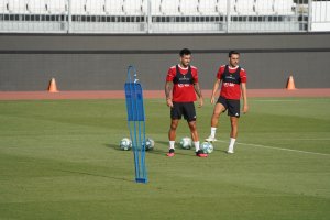 Costas entra en la lista, de la que se cae Aguza por lesión.