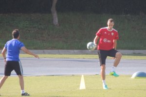 Petrovic este lunes en el campo Anexo.