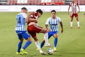 Coric, más suplente que titular este año, en una jugada ante el Málaga.