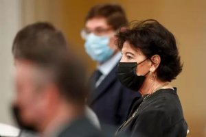 La ministra de Educación y Formación Profesional, Isabel Celaá,