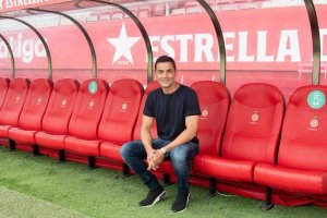 El almeriense Francisco en el banquillo del Girona.