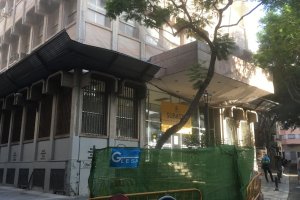 Fachada del edificio de Correos