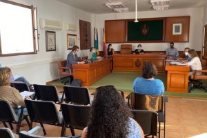 Imagen de archivo de la celebración de un pleno en el Ayuntamiento de Mojácar.