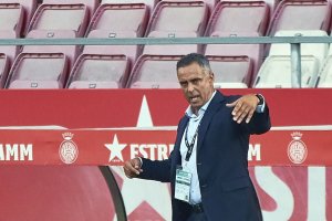 José Gomes, en la banda.