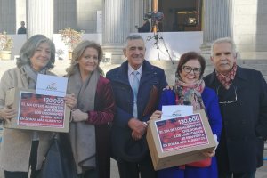 ANDAS ha presentado 130.000 firmas en el Congreso.