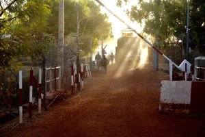 Control de acceso en la base de Koulikoro