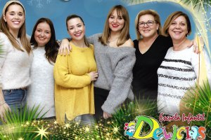 Equipo de profesionales de Escuela Infantil Delicias en el Barrio de Los Molinos.