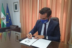 Fernández-Pacheco, alcalde de Almería.