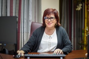 a María del Mar García, presidenta del Colegio Oficial de Enfermería de Almería.