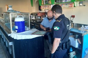 La Policía Local de El Ejido ha actuado en 11 establecimientos.