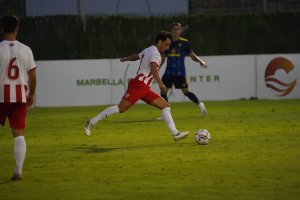 Aguza en el partido ante el Cádiz.