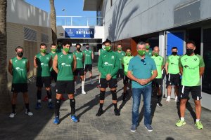Reunión del presidente de Unicaja Almería con la plantilla.