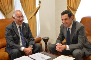 Gabriel Amat y Juanma Moreno.