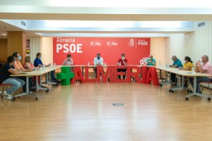 Reunión en la sede provincial del PSOE.