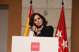 Isabel Díaz Ayuso, en la rueda de prensa de este viernes.