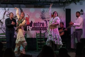 Azahara Herrera e Inka Díaz con Cristo Heredia y José Bellido, foto Juanma López.