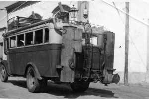 Una de las camionetas que en los años cincuenta se encargaba del transporte de pasajeros entre Almería y los pueblos de la provincia
